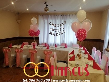 Różowa dekoracja na chrzest dziewczynki - Restauracja u Kluby Piława Górna